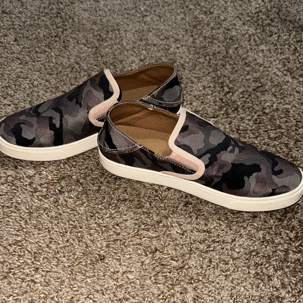 OluKai Camouflage Slip-On Flats